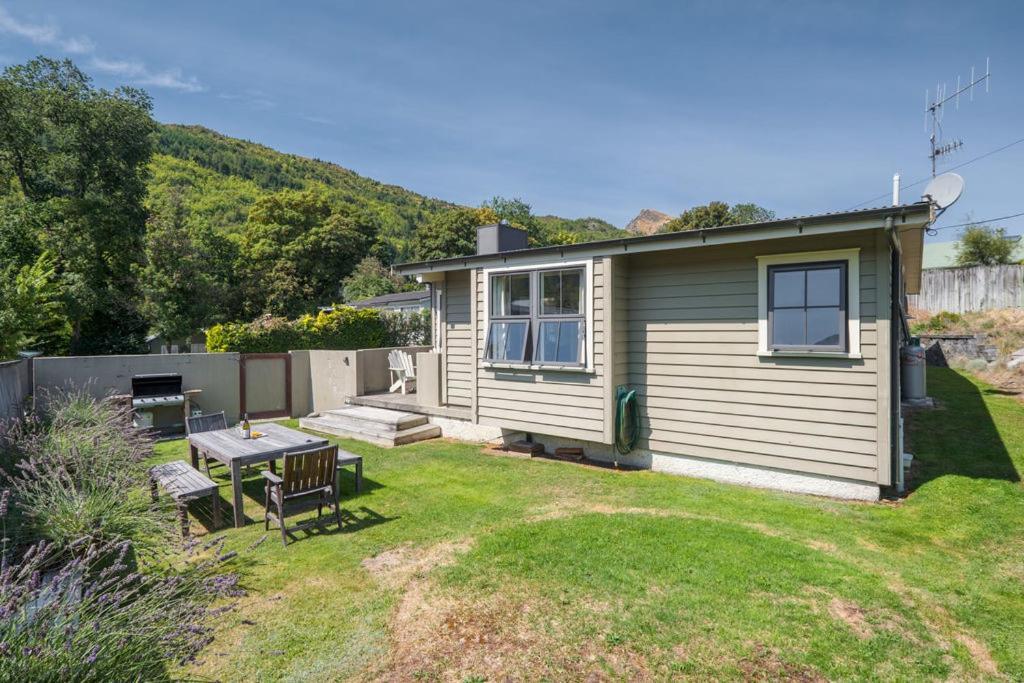 Lavender Country Cottage - Arrowtown Holiday Home Buitenkant foto
