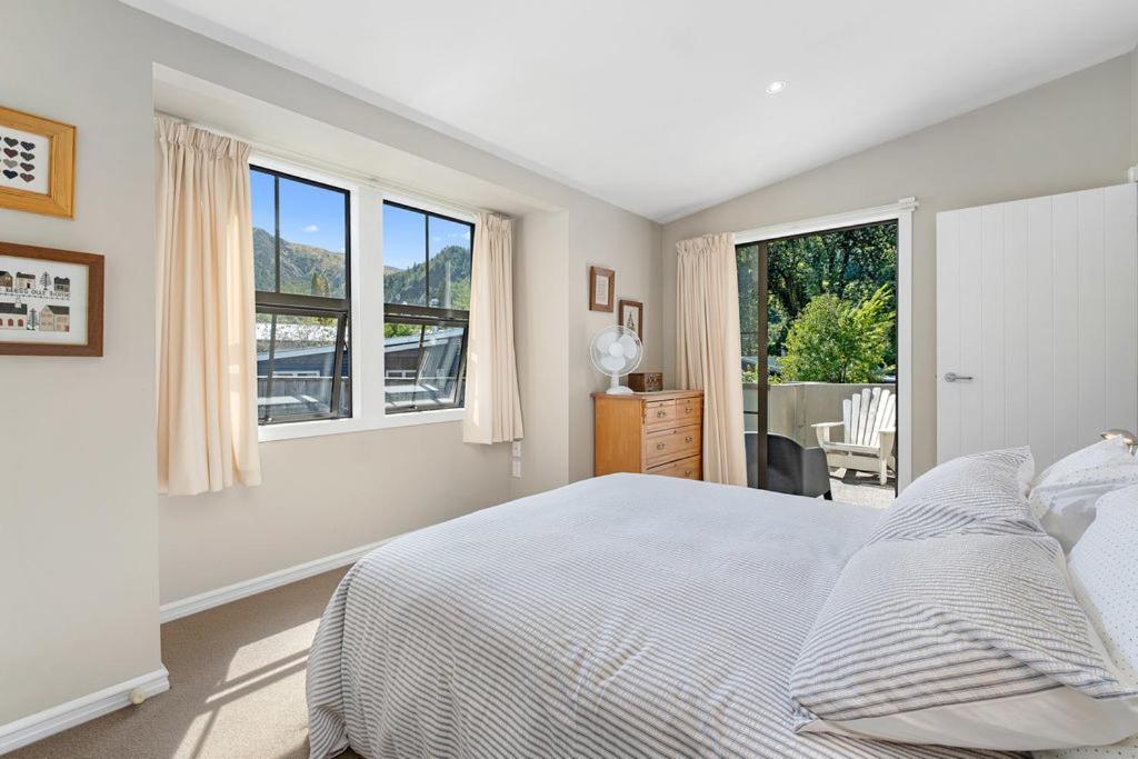 Lavender Country Cottage - Arrowtown Holiday Home Buitenkant foto